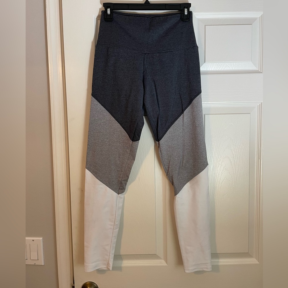 Onzie Tri-color Leggings